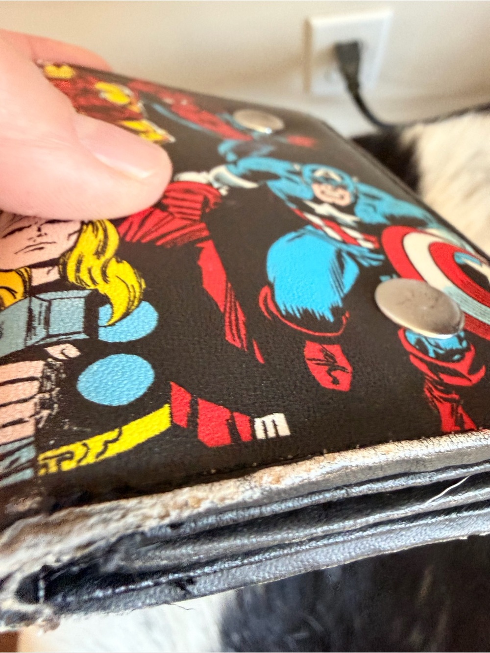 Marvel Avengers Spider-Man Captain America Thor Iron Man Chain Wallet - Picture 8 of 8